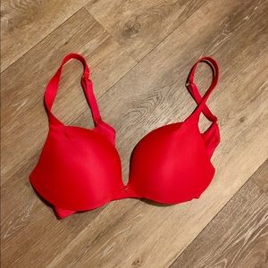 Victoria Secret Plunge Push Up Bra - 36 C